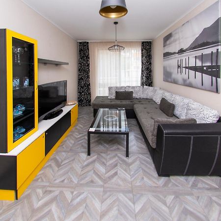 The Yellow Appartment Sofia Eksteriør billede