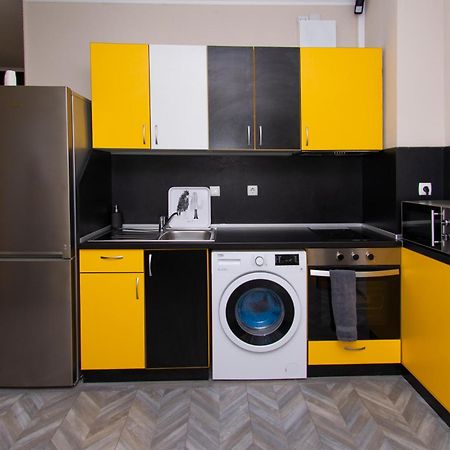 The Yellow Appartment Sofia Eksteriør billede